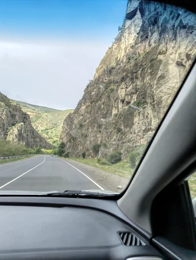 The road to Yerevan