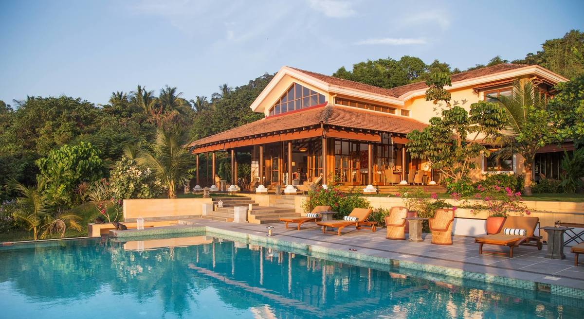 Summertime, the best luxury holiday rental villa in Goa 